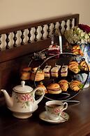 Grand Bungalow Nuwara Eliya by Seven Angels