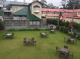 Grand Bungalow Nuwara Eliya by Seven Angels