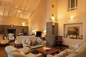 Grand Bungalow Nuwara Eliya by Seven Angels