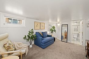 Peterson Retreat Hot Tub, Bikes, Old Town