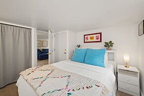 Peterson Retreat Hot Tub, Bikes, Old Town