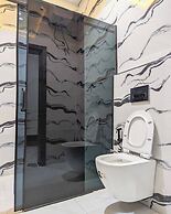 Urban Edge Comfort Apartment