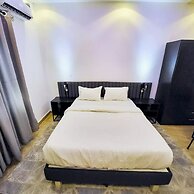 Urban Edge Comfort Apartment