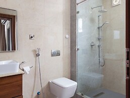 Urban Edge Comfort Apartment