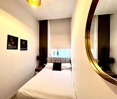 Liverpool Modern Irwell Stay