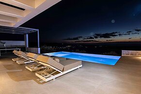 Crete Villa Paseathea Luxurious Pool Getaway