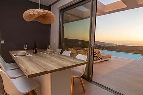 Crete Villa Paseathea Luxurious Pool Getaway