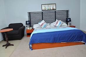 Royal Vantage Hotel and Suites