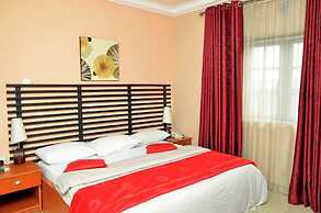 Royal Vantage Hotel and Suites