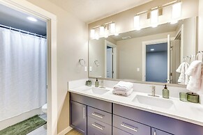 3 Mi to Boise River Greenbelt: Home w/ Fenced Yard