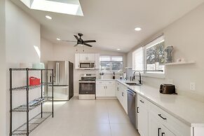 Walk to Fort Myers Beach: Family-friendly Getaway!