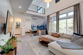 Near Lake Travis & Marina: Modern Austin Getaway!