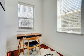 Near Lake Travis & Marina: Modern Austin Getaway!