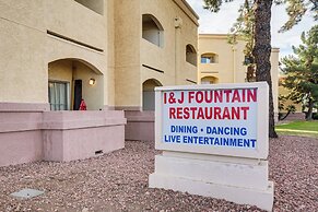 4 Mi to Surprise Stadium: Condo w/ Pool!