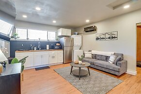 Apt 10 Mi to Portland: Walk to Bus Stop!