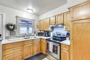 5 Mi to Oregon Zoo: Apartment w/ Private Yard