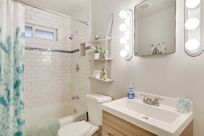 2 Mi to Washington Square: Portland Getaway