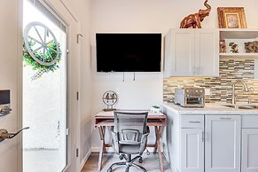 Cozy Couple's Retreat w/ Views in Apache Junction