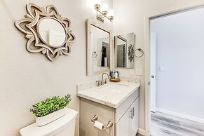 Cozy Couple's Retreat w/ Views in Apache Junction