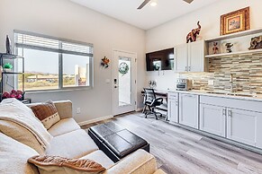 Cozy Couple's Retreat w/ Views in Apache Junction