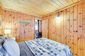 Charming Cabin on Grindstone Lake