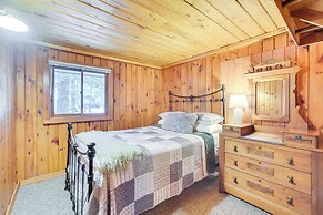 Charming Cabin on Grindstone Lake