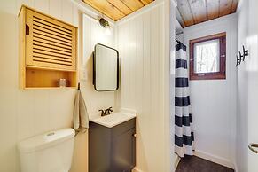 Charming Cabin on Grindstone Lake