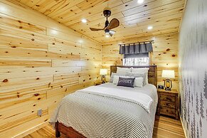 11 Mi to Marina on Lake Hamilton: Cabin Getaway