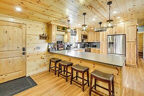 11 Mi to Marina on Lake Hamilton: Cabin Getaway