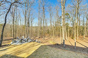 11 Mi to Marina on Lake Hamilton: Cabin Getaway