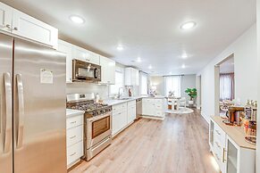 Serene & Updated Escape: 1 Mi to Heritage Landing
