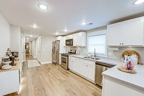 Serene & Updated Escape: 1 Mi to Heritage Landing
