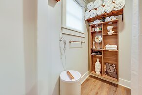 Serene & Updated Escape: 1 Mi to Heritage Landing