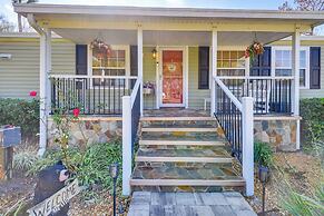 < 1 Mi to Boat Ramp: Canal-front Retreat in Astor!