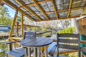 < 1 Mi to Boat Ramp: Canal-front Retreat in Astor!