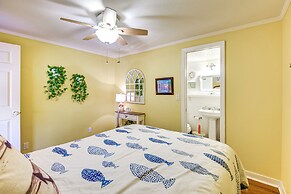 < 1 Mi to Boat Ramp: Canal-front Retreat in Astor!