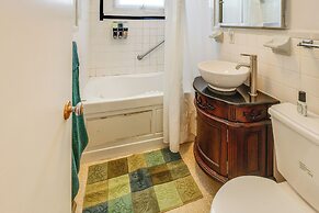 9 Mi to Lake George Village: Home in Queensbury
