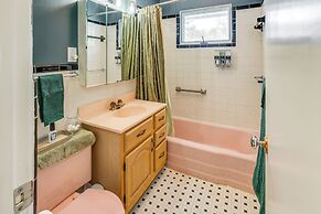 9 Mi to Lake George Village: Home in Queensbury