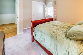 9 Mi to Lake George Village: Home in Queensbury