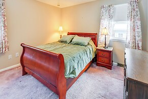 9 Mi to Lake George Village: Home in Queensbury