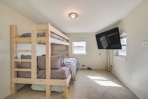 Dock & Patio: Possum Kingdom Lake House