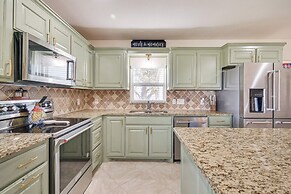 Dock & Patio: Possum Kingdom Lake House