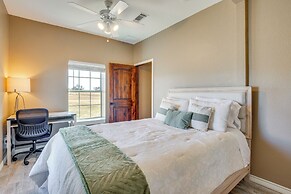 Farmhouse w/ RV Parking: Close to Lake Ray Roberts