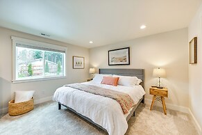 2 Mi to State Fair: Puyallup Home w/ Private Yard!