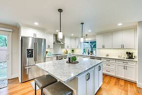 2 Mi to State Fair: Puyallup Home w/ Private Yard!