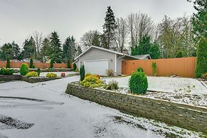 2 Mi to State Fair: Puyallup Home w/ Private Yard!