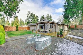 2 Mi to State Fair: Puyallup Home w/ Private Yard!