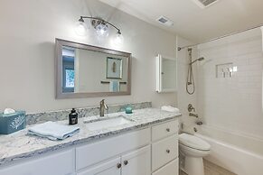 2 Mi to State Fair: Puyallup Home w/ Private Yard!