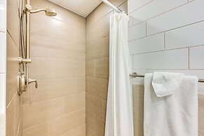 2 Mi to State Fair: Puyallup Home w/ Private Yard!