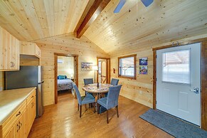 Pond-view Cabin Near Louisville on Racehorse Farm!